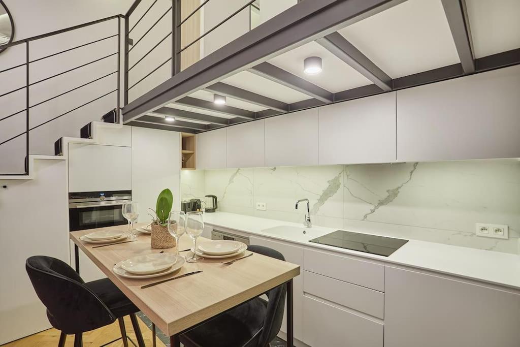 Duplex Center Of By Studioprestige Appartamento Parigi