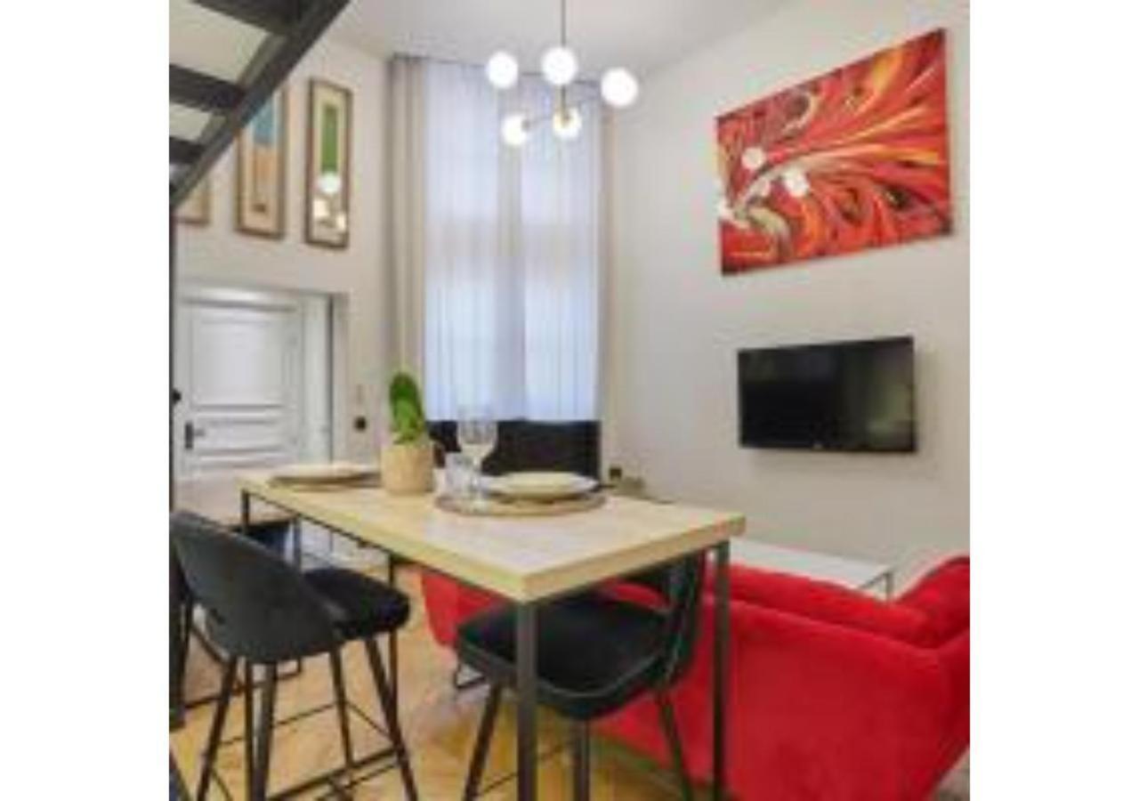 Duplex Center Of By Studioprestige * Parigi