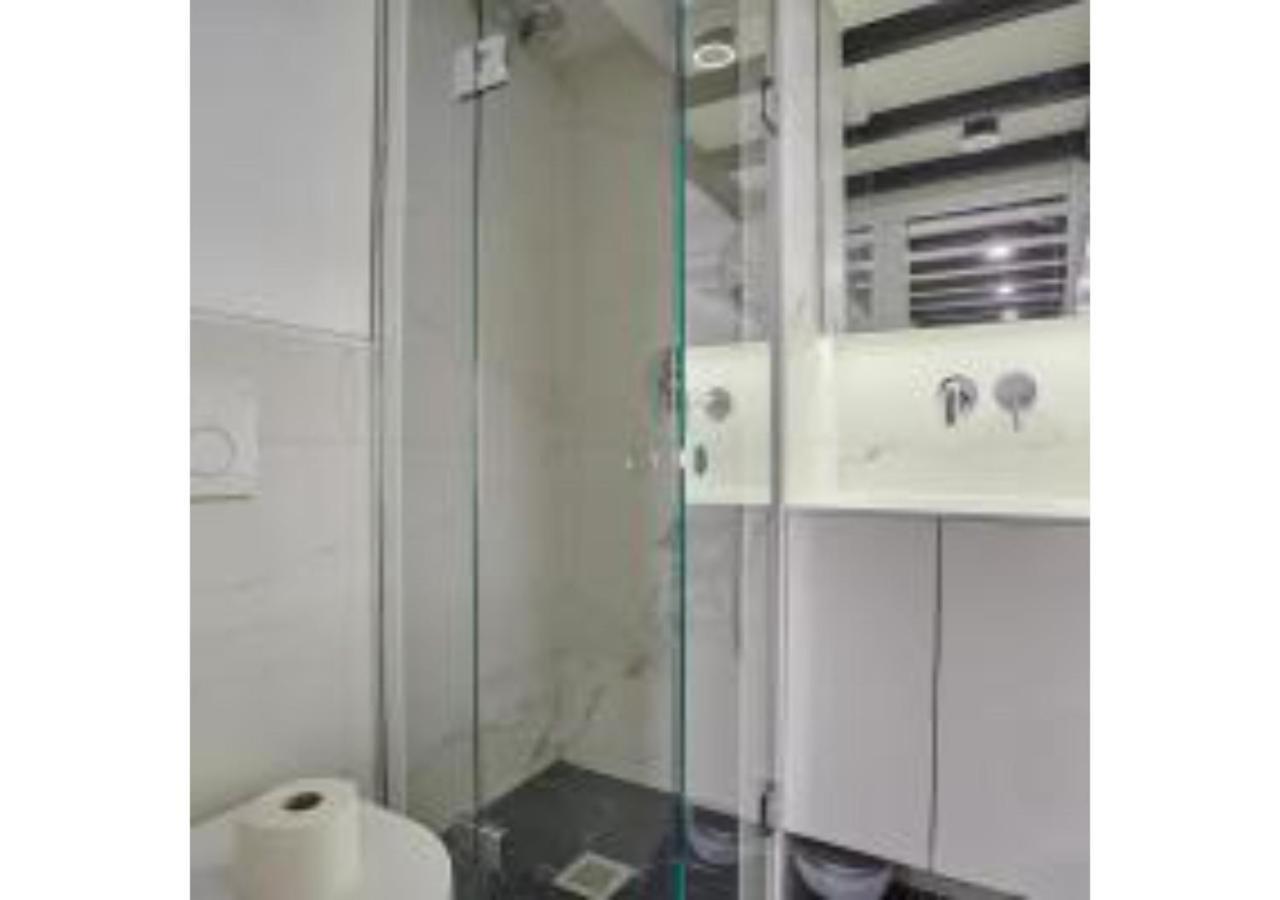Appartamento Duplex Center Of By Studioprestige Parigi